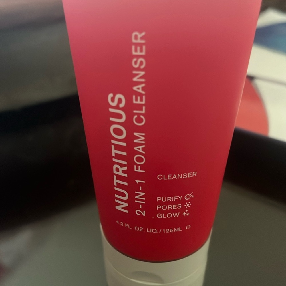 Estée Lauder 2 in 1 one foam  cleanser sealed